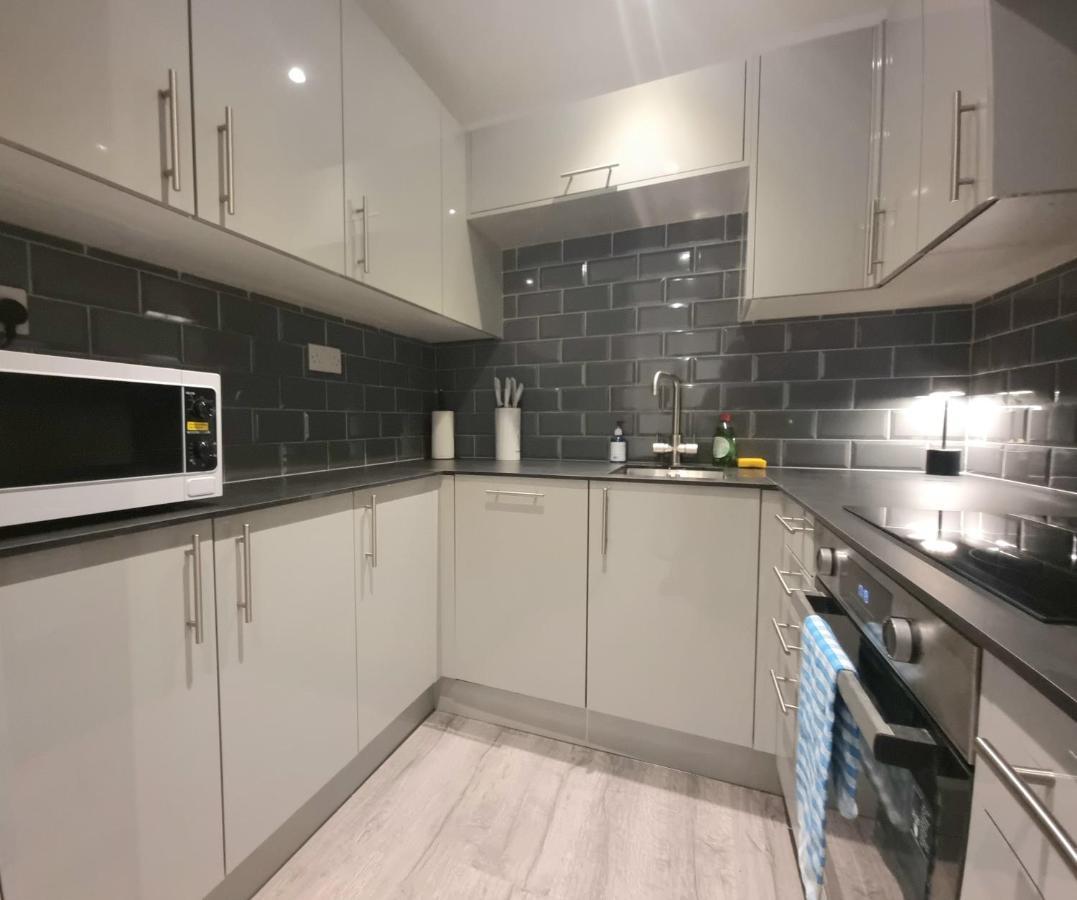 Stylish Converted Ground Floor Studio - London Ngoại thất bức ảnh